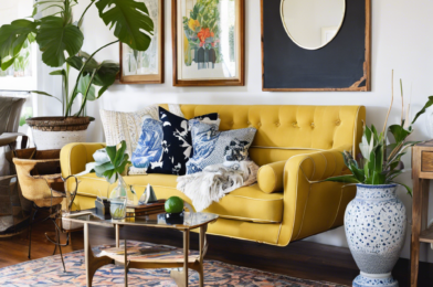 How to Incorporate Vintage Pieces Into Modern Home Decor